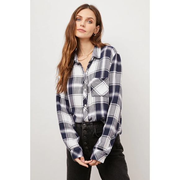 RAILS Hunter Plaid Long Sleeve Button Shirt Navy Blue White Soft Oversized - Picture 2 of 6